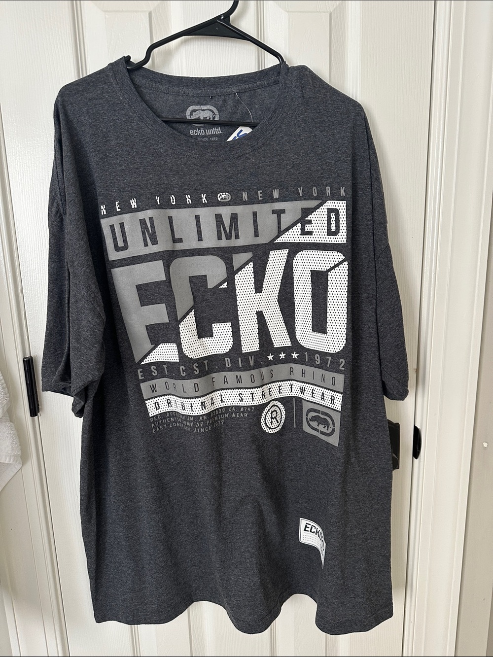 Ecko Unlimited Dark Gray Graphic Logo Short Sleeve Tee